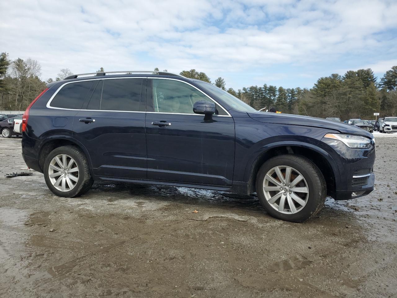 2016 VOLVO XC90 T6 - Фото 4