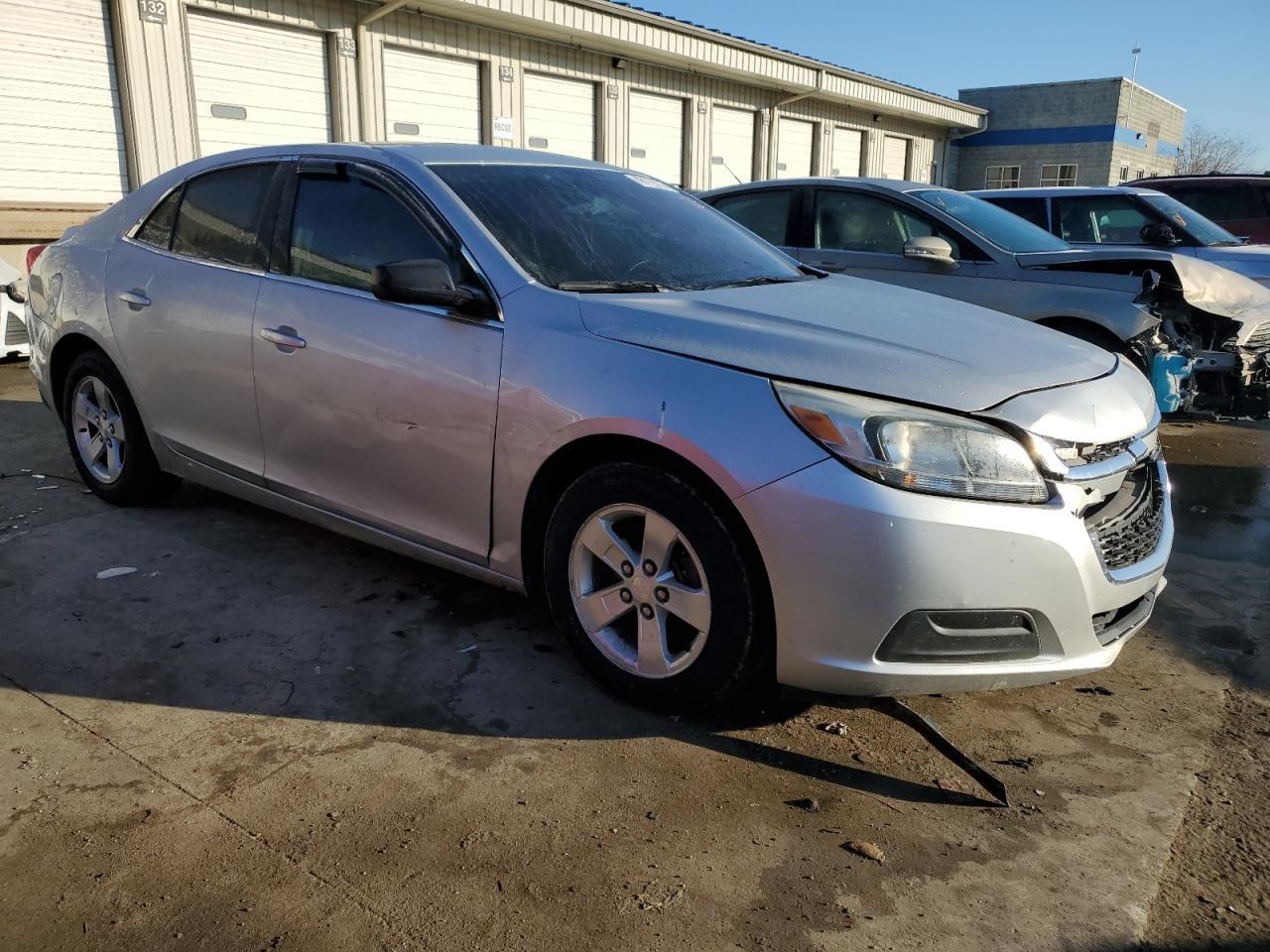 2015 CHEVROLET MALIBU LS - Фото 4