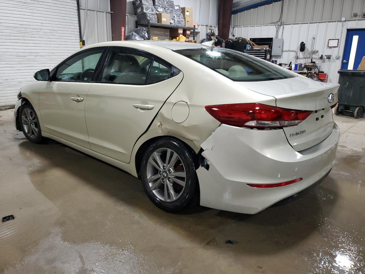 2017 HYUNDAI ELANTRA SE - Фото 2