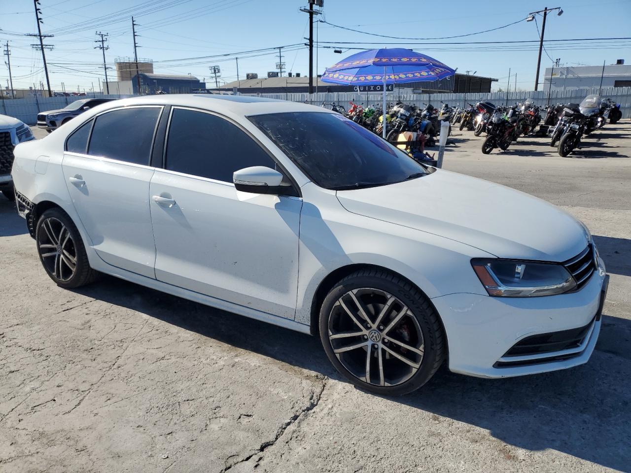 2017 VOLKSWAGEN JETTA SE - Фото 4