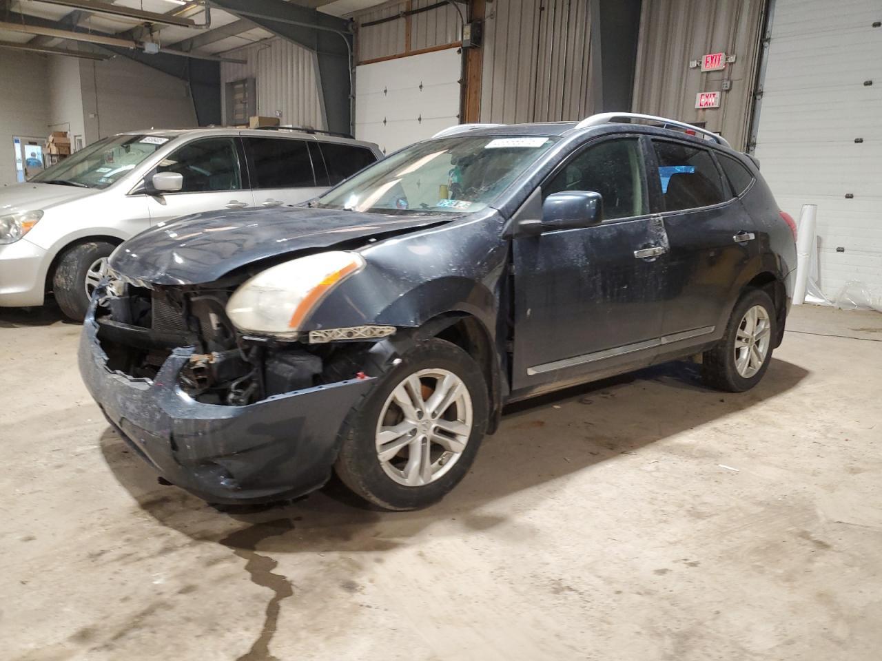 2013 NISSAN ROGUE S