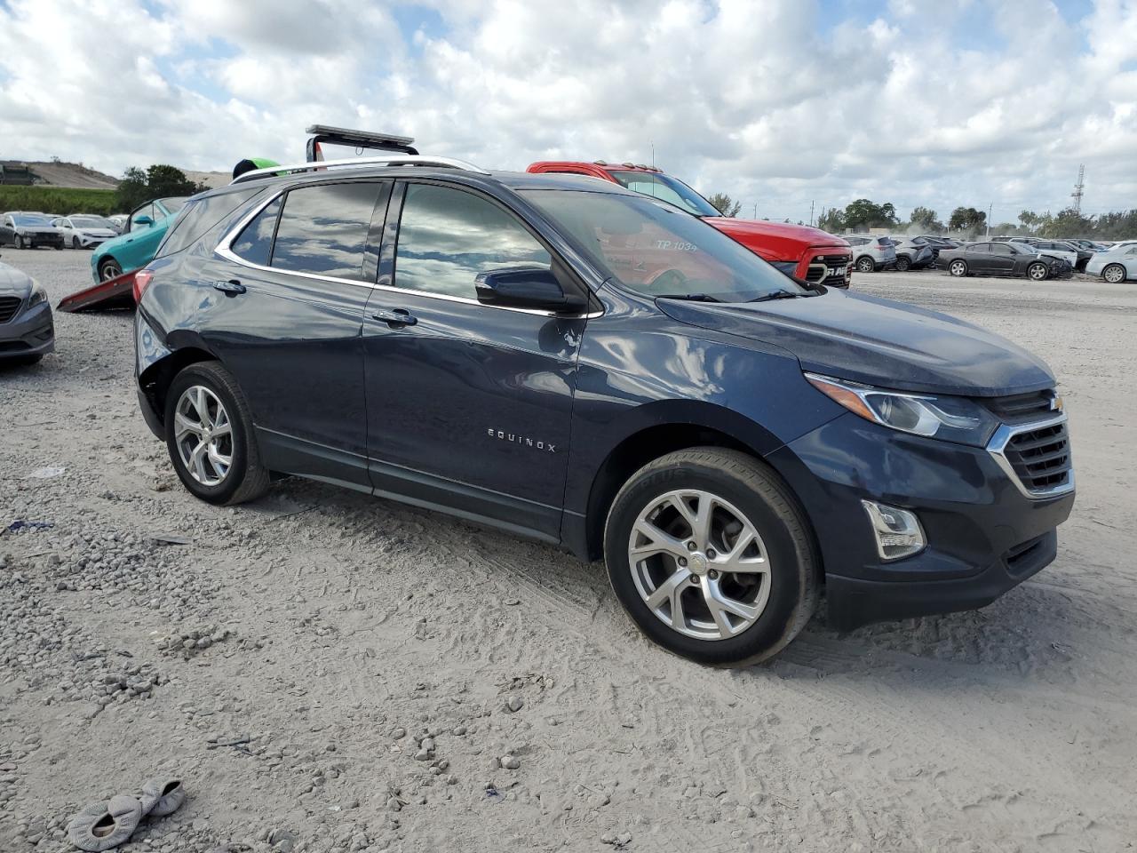 2019 CHEVROLET EQUINOX LT - Image 4