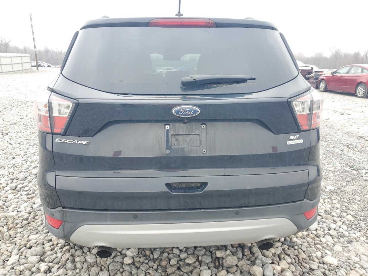 2017 FORD ESCAPE SE - Фото 6