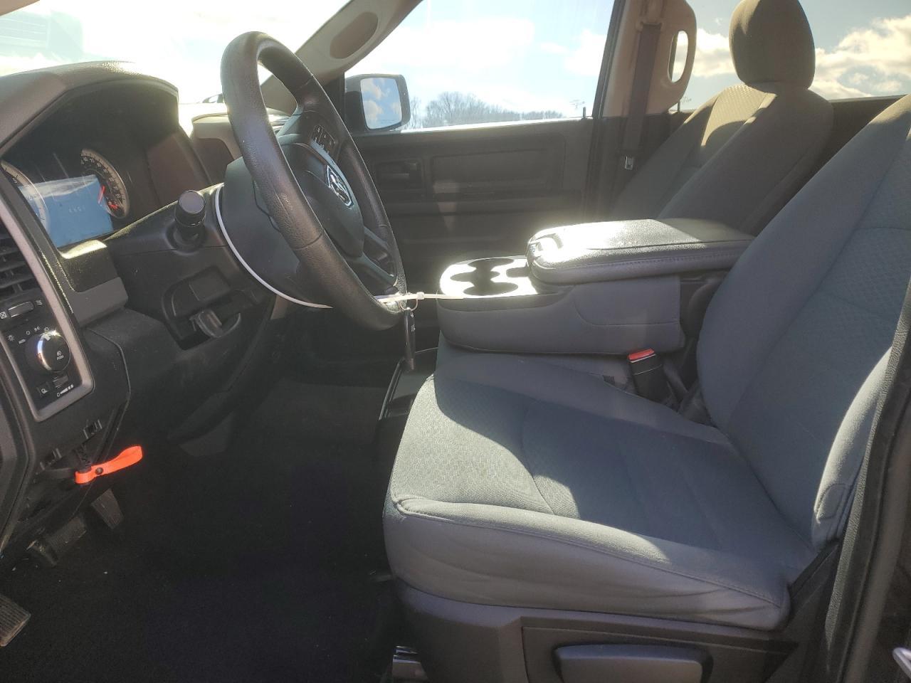 2017 RAM 1500 ST - Image 7