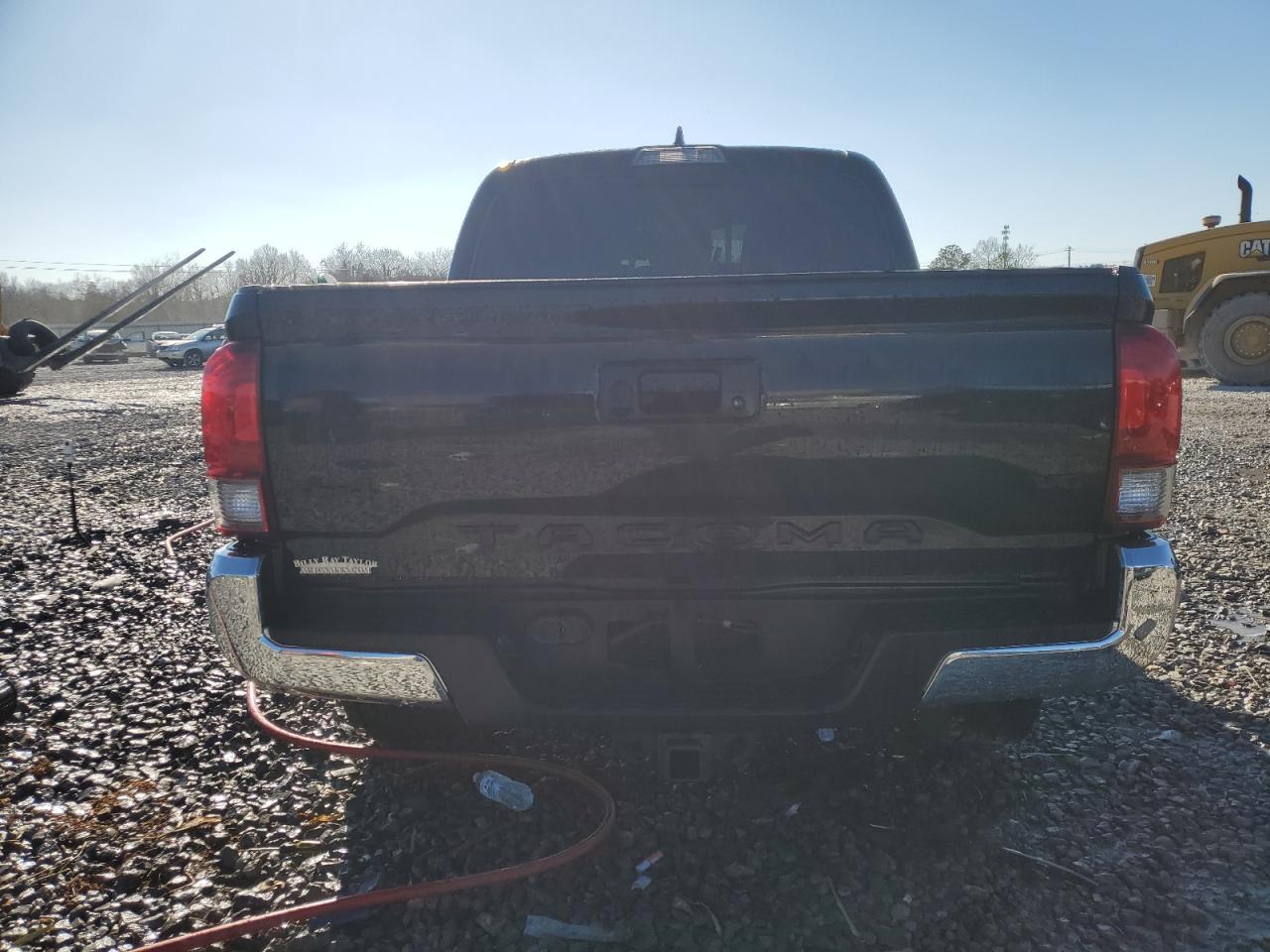 2018 TOYOTA TACOMA DOU - Image 6