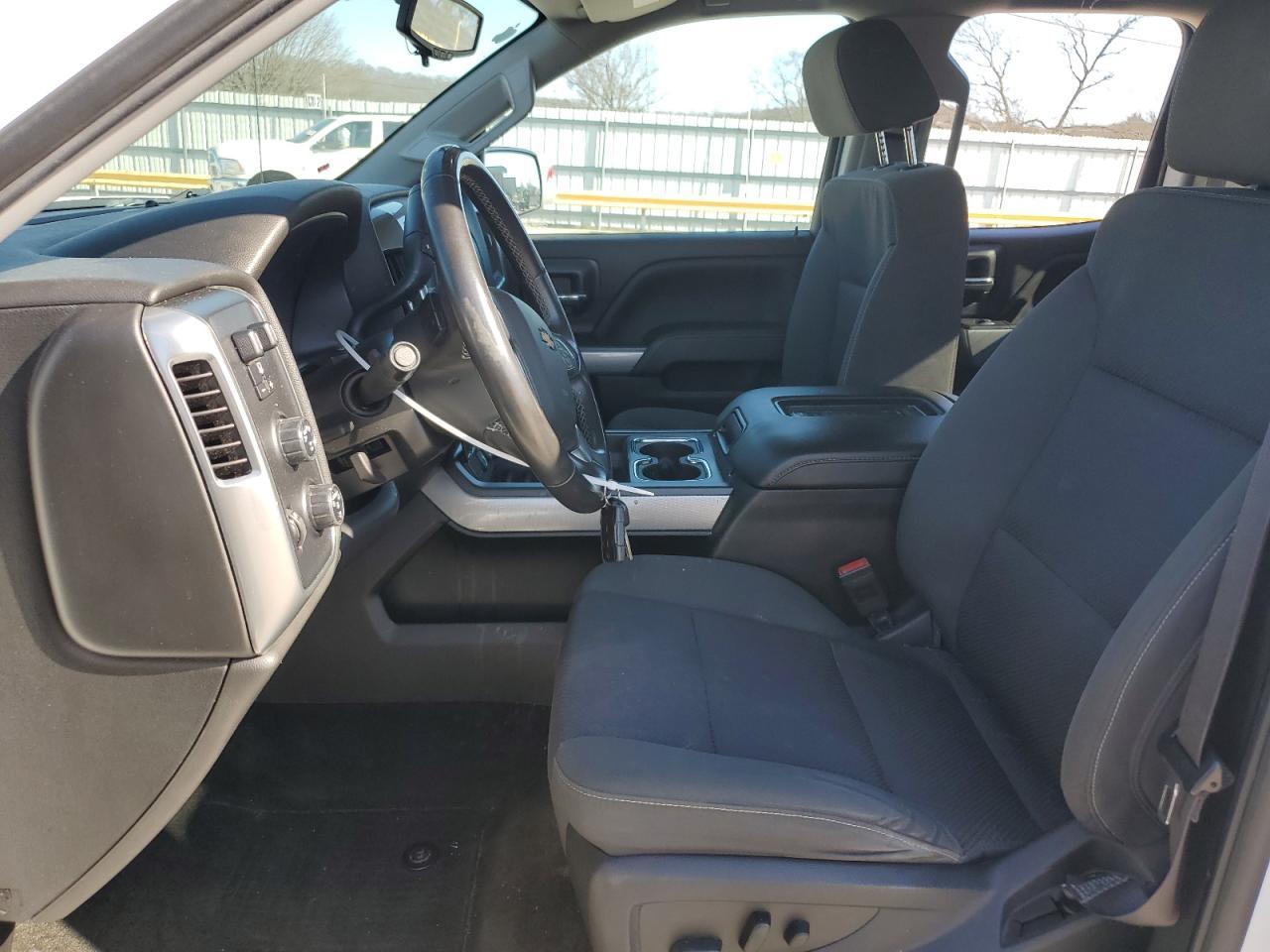 2017 CHEVROLET SILVERADO - Image 7