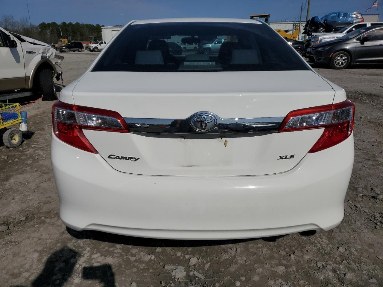 2013 TOYOTA CAMRY L - Image 6