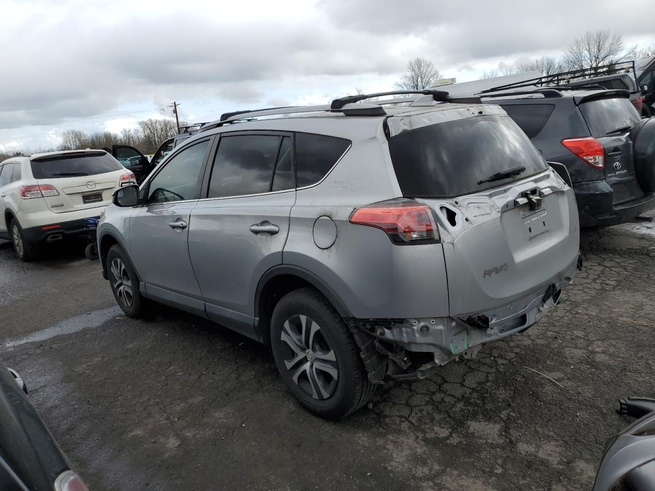 2018 TOYOTA RAV4 LE - Image 2