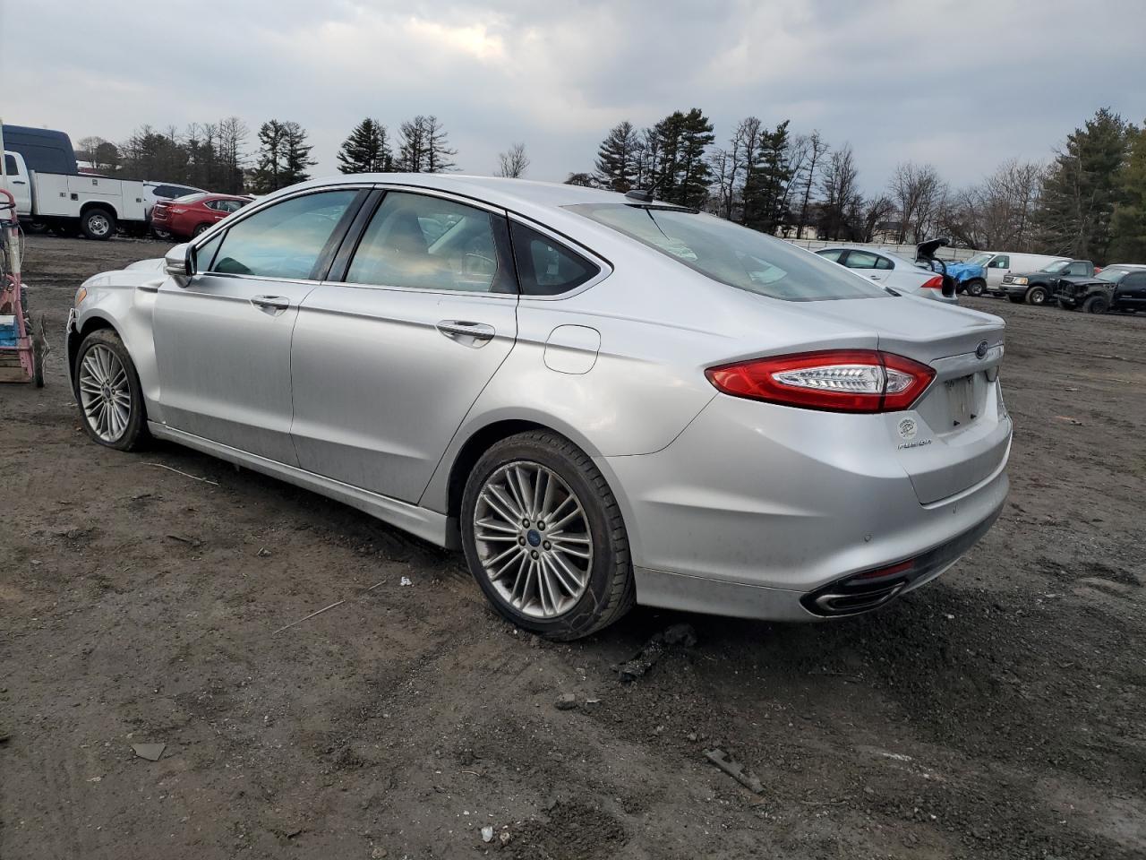 2014 FORD FUSION SE - Image 2