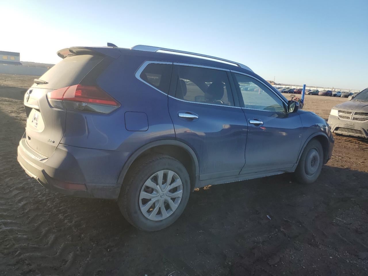 2017 NISSAN ROGUE S - Image 3