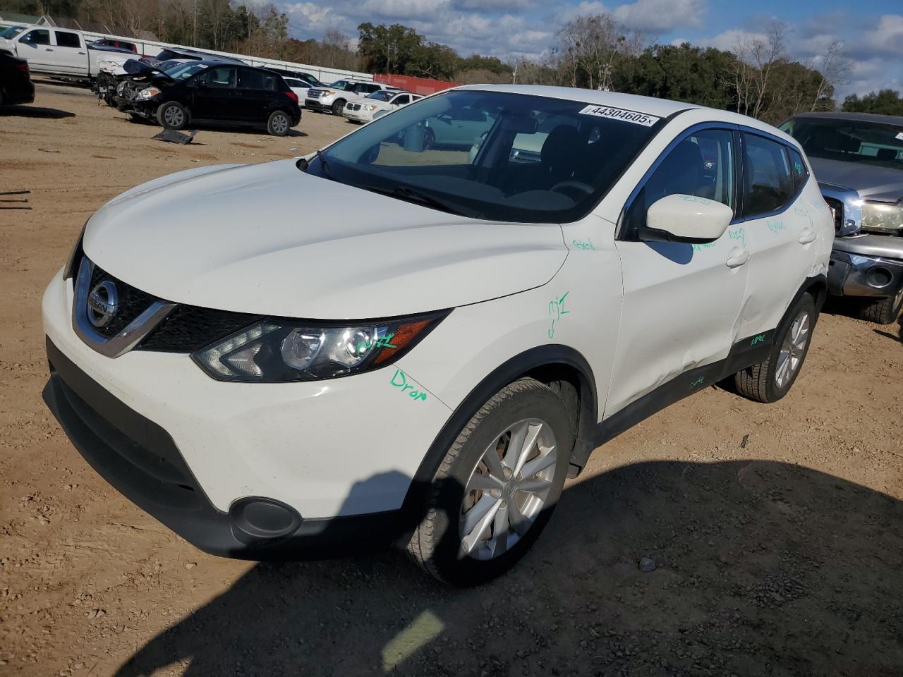 2018 NISSAN ROGUE SPOR