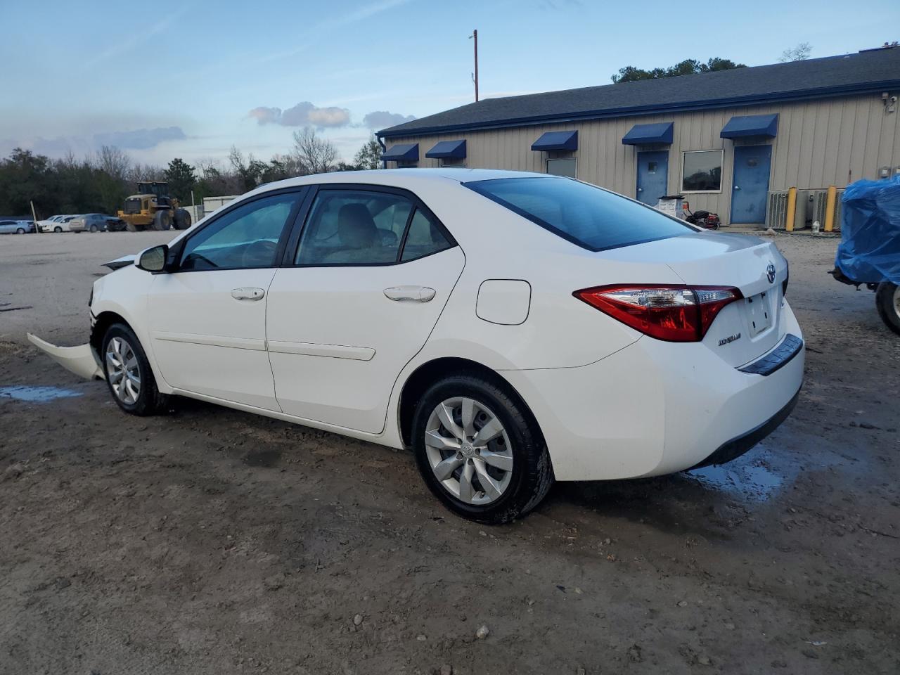 2015 TOYOTA COROLLA L - Image 2
