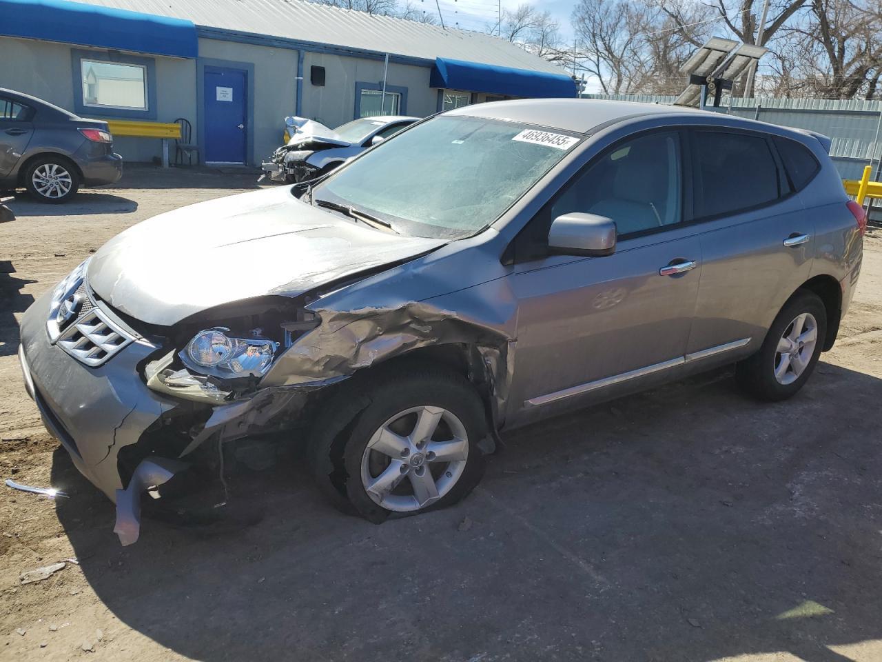 2013 NISSAN ROGUE S