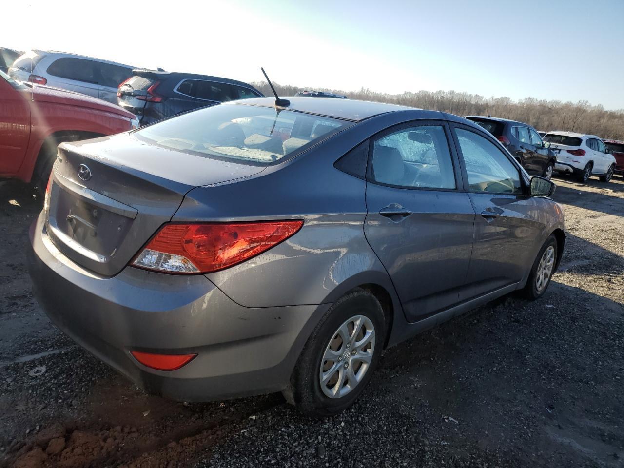 2014 HYUNDAI ACCENT GLS - Image 3
