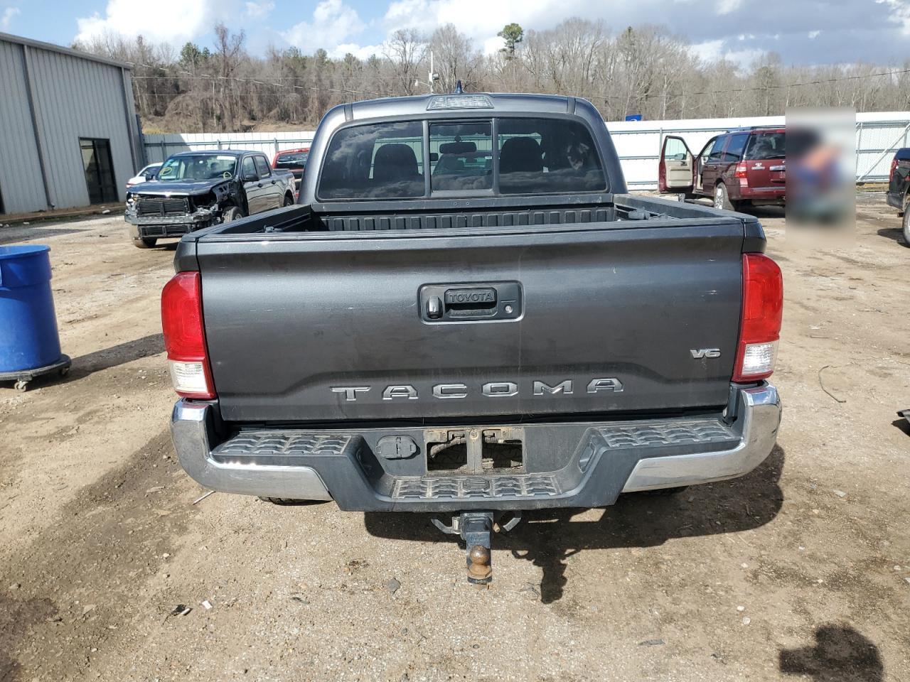 2016 TOYOTA TACOMA DOU - Фото 6