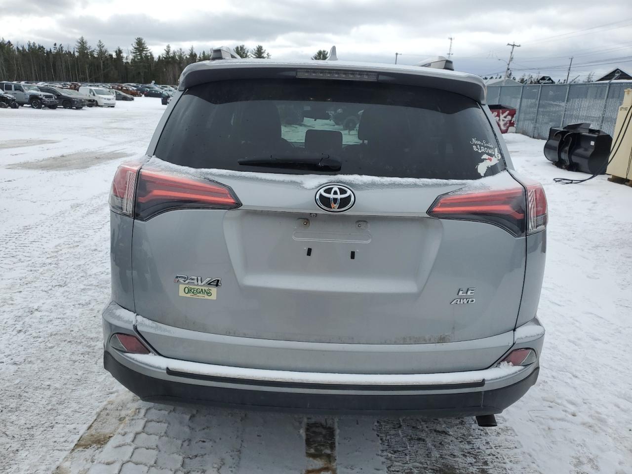 2018 TOYOTA RAV4 LE - Image 6