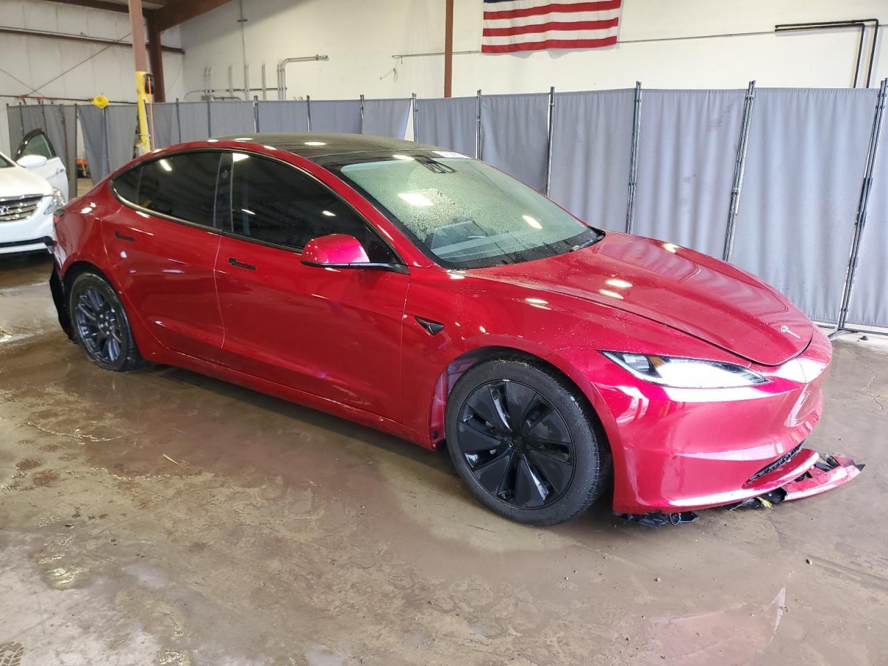 2024 TESLA MODEL 3 - Фото 4