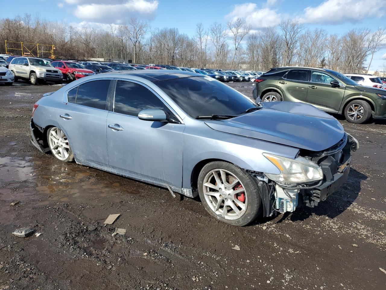 2011 NISSAN MAXIMA S - Image 4