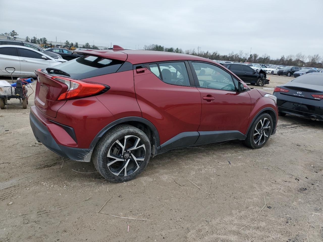 2018 TOYOTA C-HR XLE - Image 3