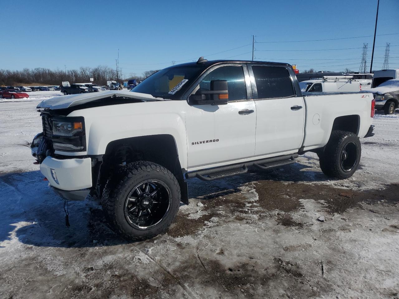 2017 CHEVROLET SILVERADO