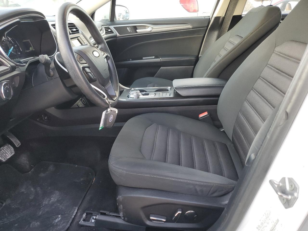 2017 FORD FUSION SE - Фото 7