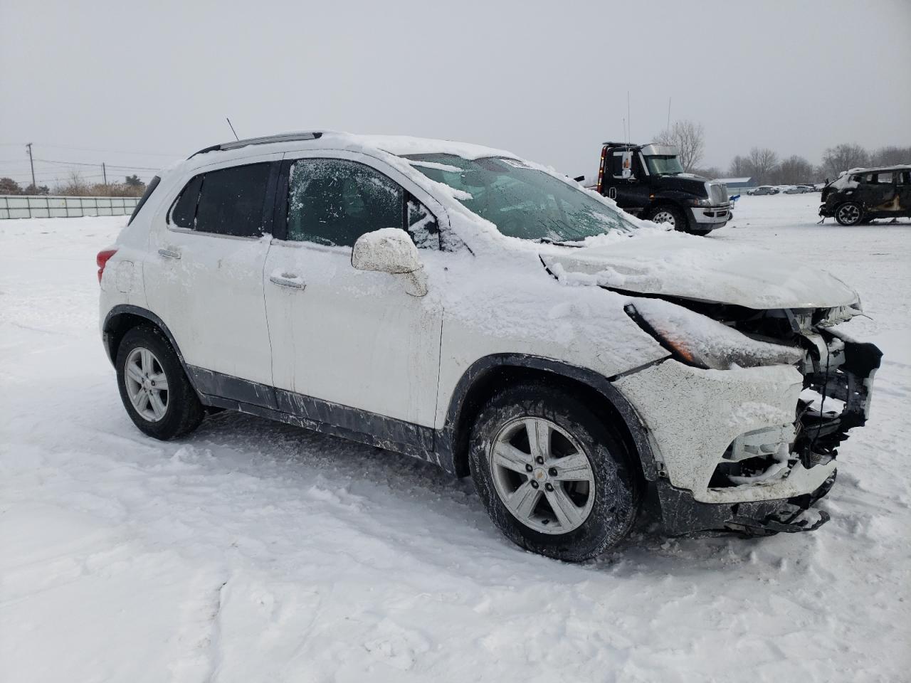 2019 CHEVROLET TRAX 1LT - Фото 4