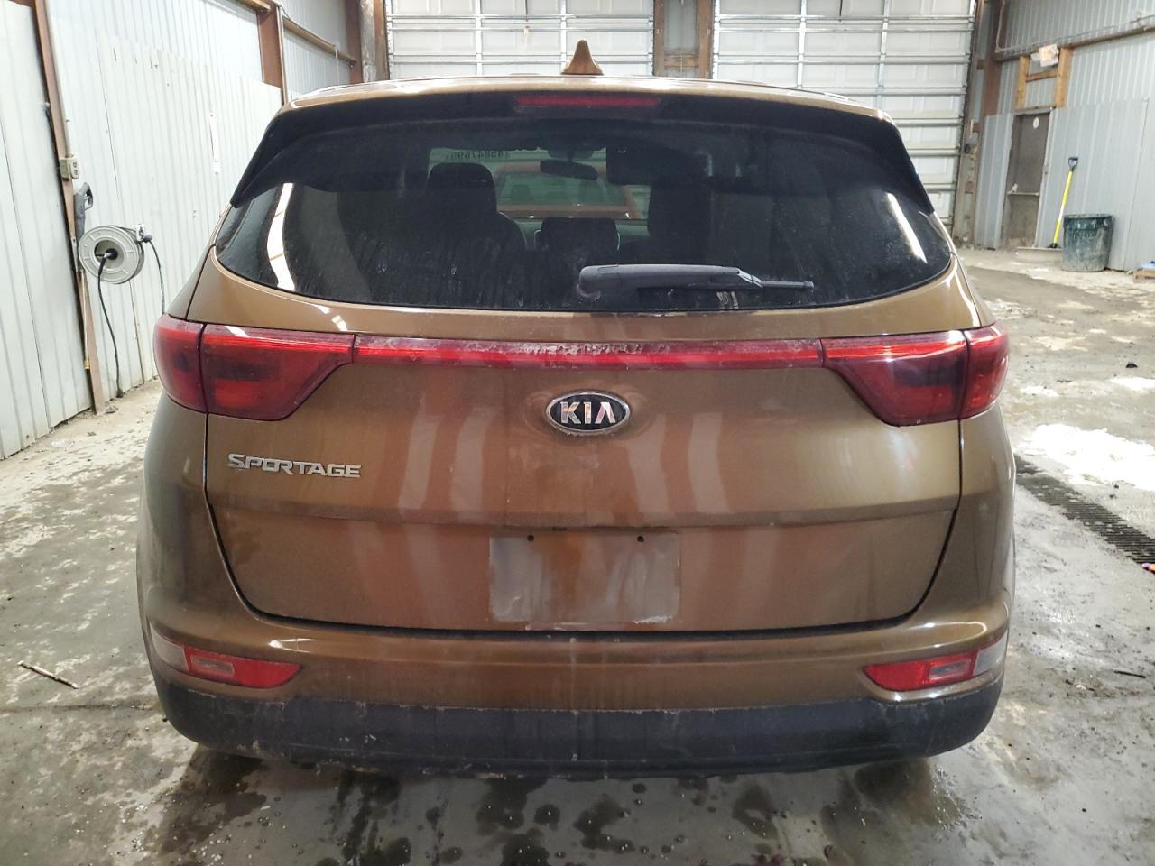 2017 KIA SPORTAGE L - Image 6