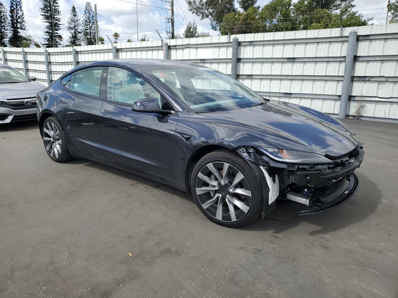 2024 TESLA MODEL 3 - Image 4