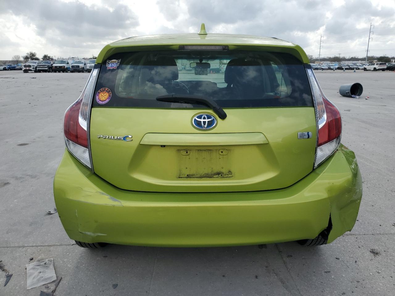 2015 TOYOTA PRIUS C - Фото 6