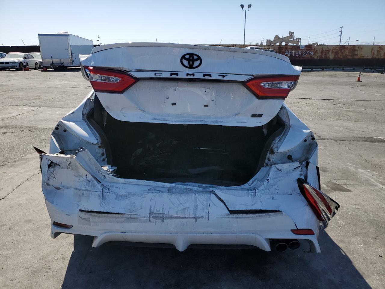 2020 TOYOTA CAMRY SE - Image 6