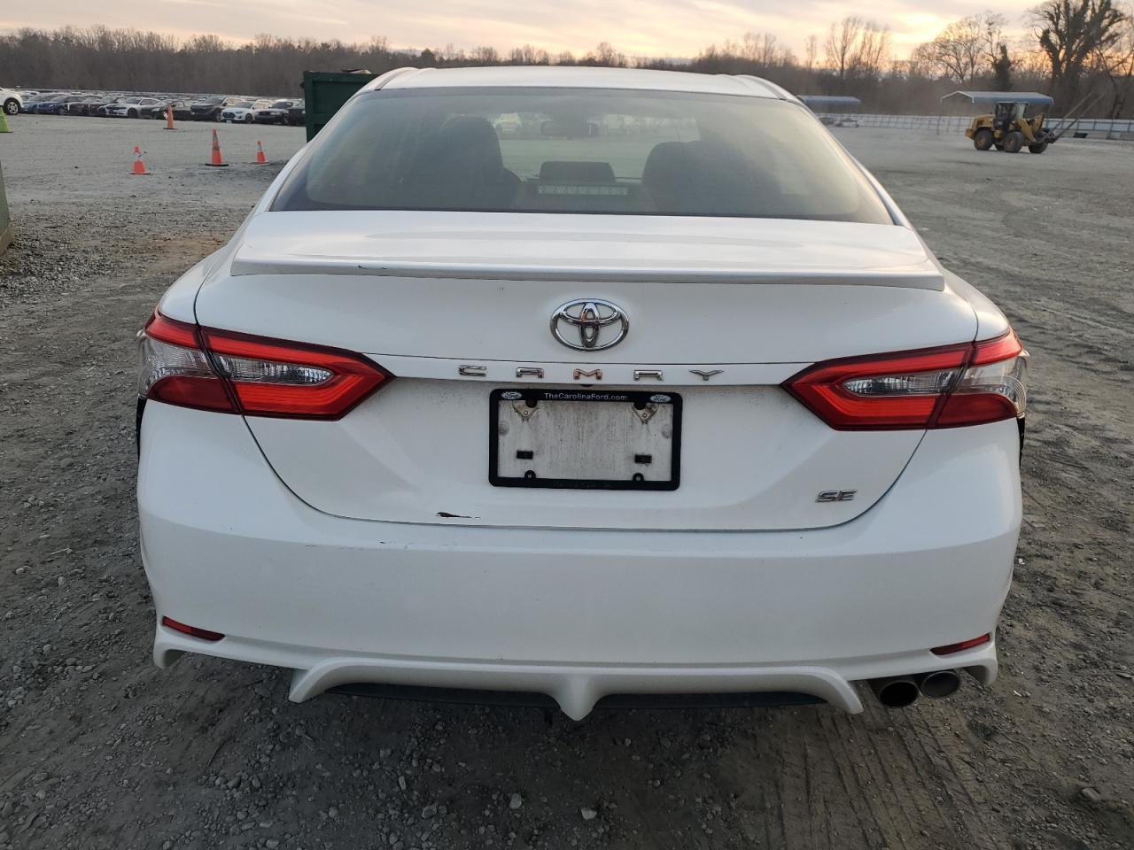 2018 TOYOTA CAMRY L - Фото 6