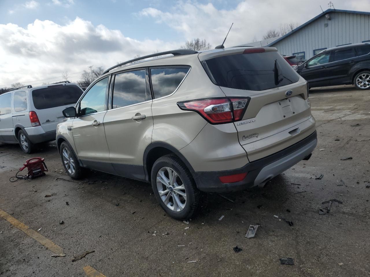 2017 FORD ESCAPE SE - Фото 2