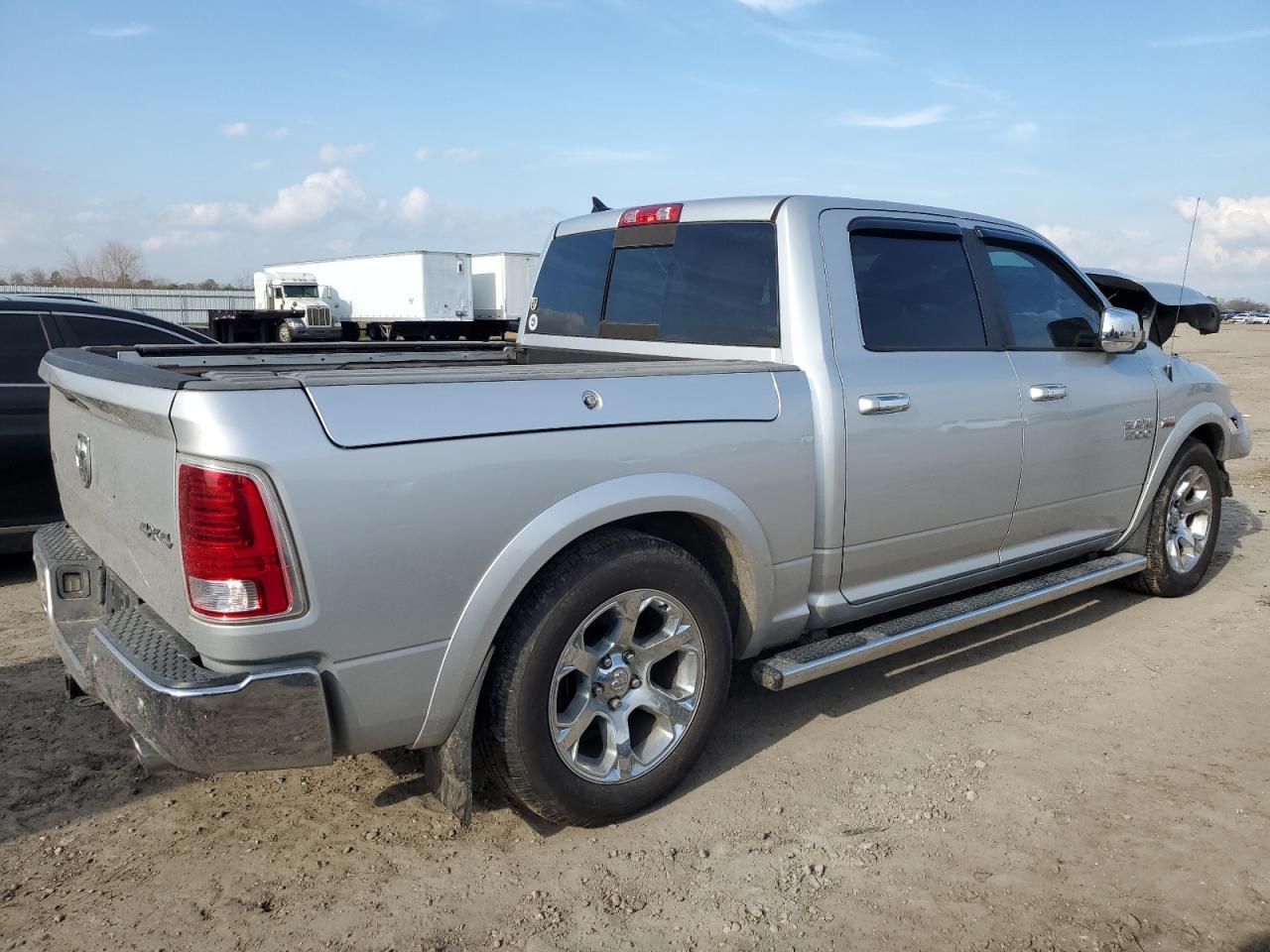 2015 RAM 1500 LARAM - Image 3