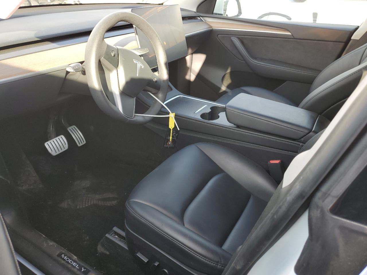 2023 TESLA MODEL Y - Фото 7
