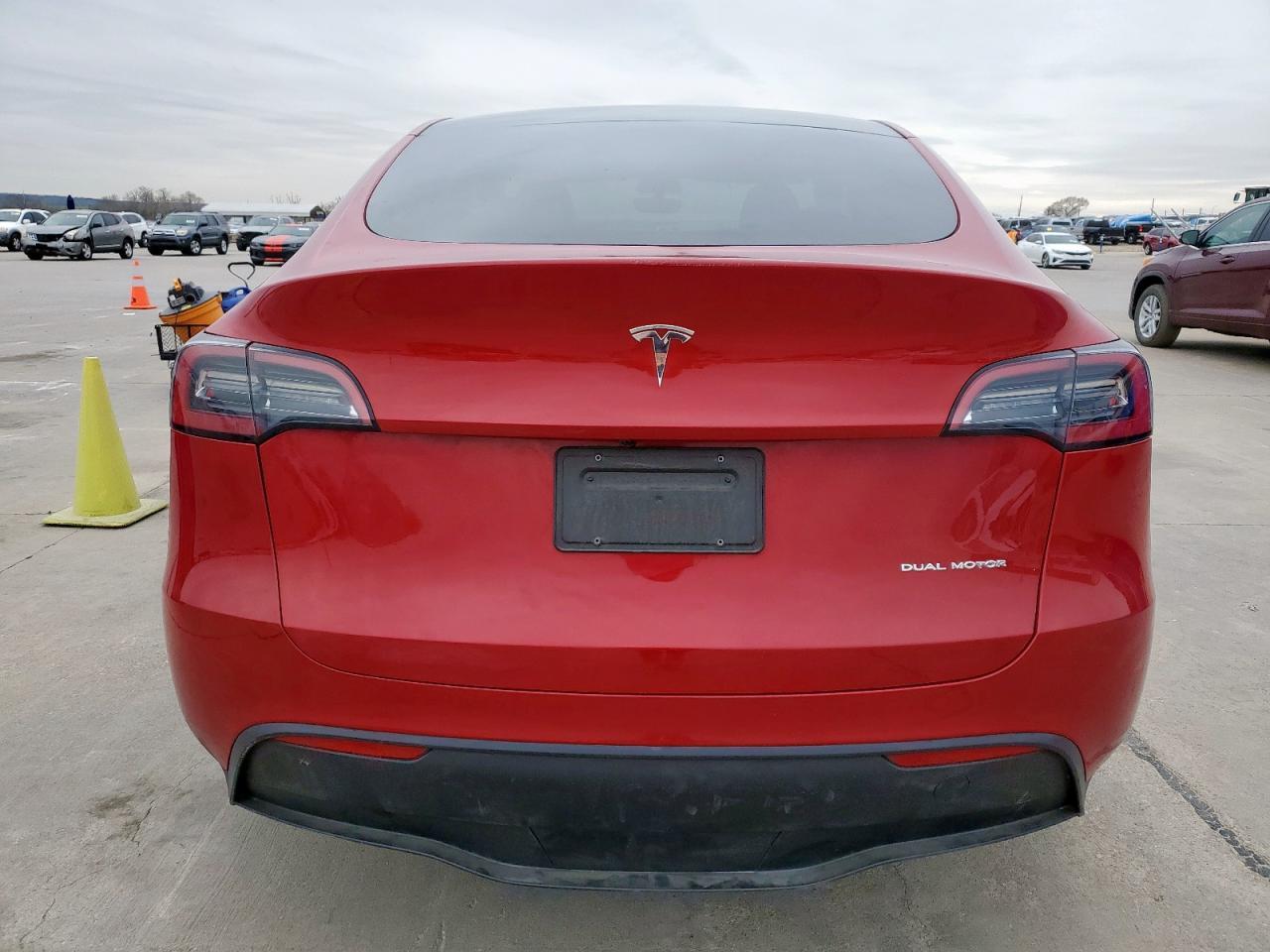 2023 TESLA MODEL Y - Фото 6
