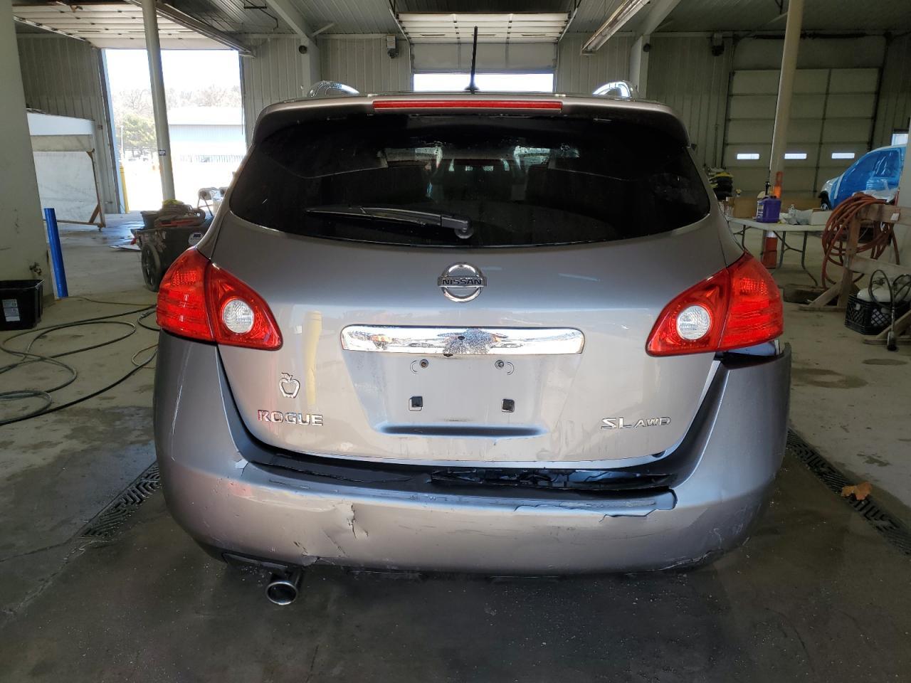 2013 NISSAN ROGUE S - Image 6