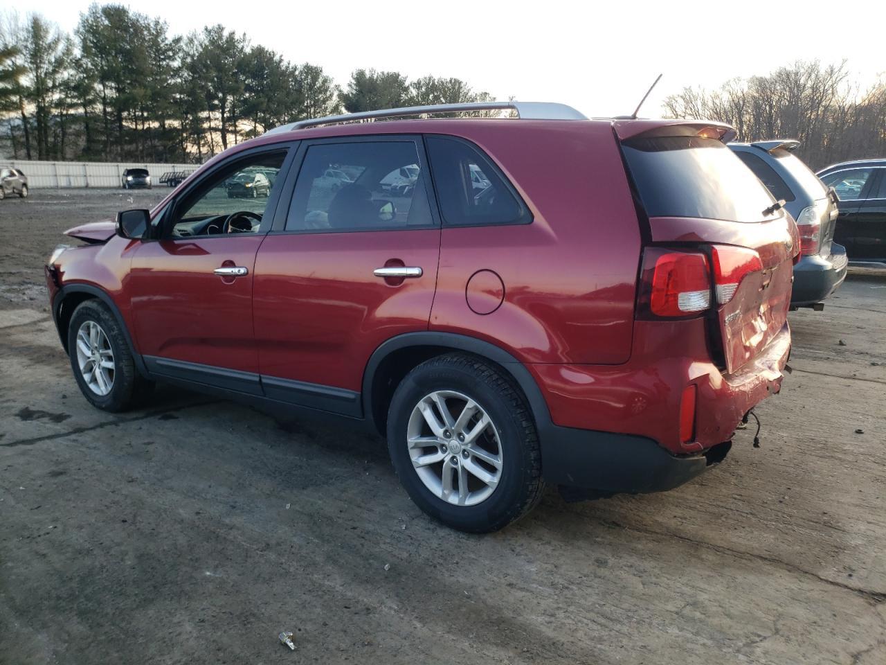 2014 KIA SORENTO LX - Image 2