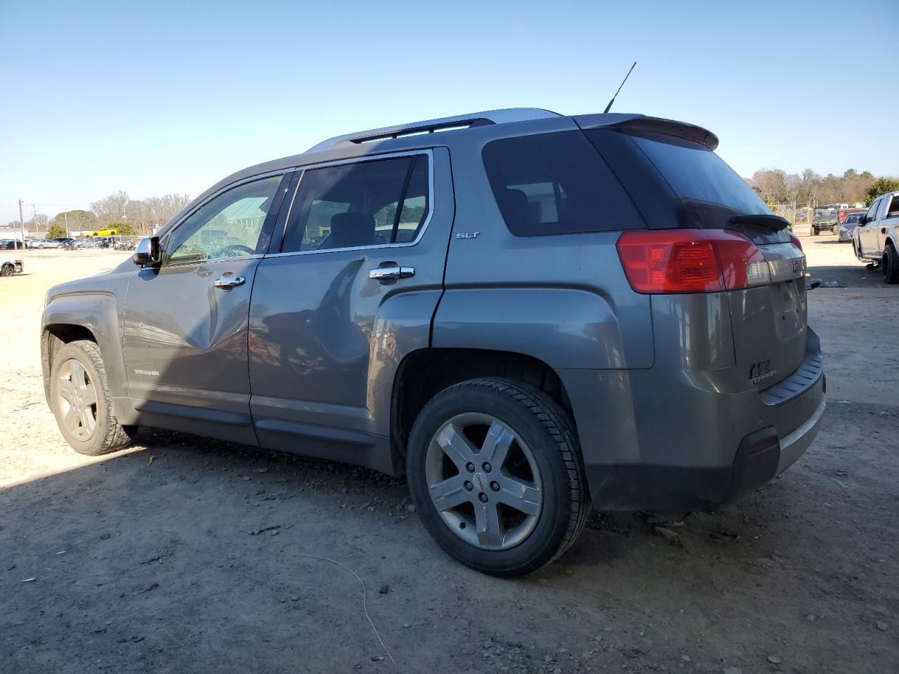 2012 GMC TERRAIN SL - Фото 2
