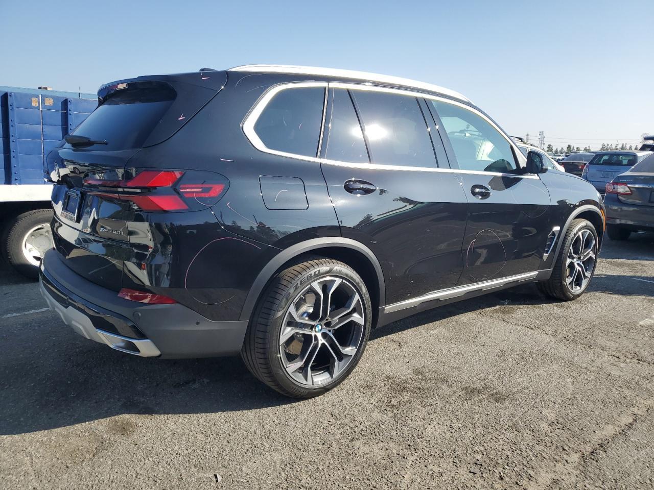 2025 BMW X5 SDRIVE - Фото 3
