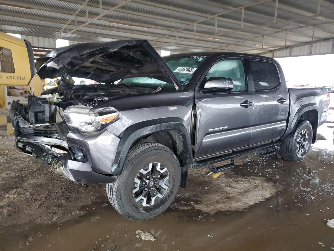 2017 TOYOTA TACOMA DOU