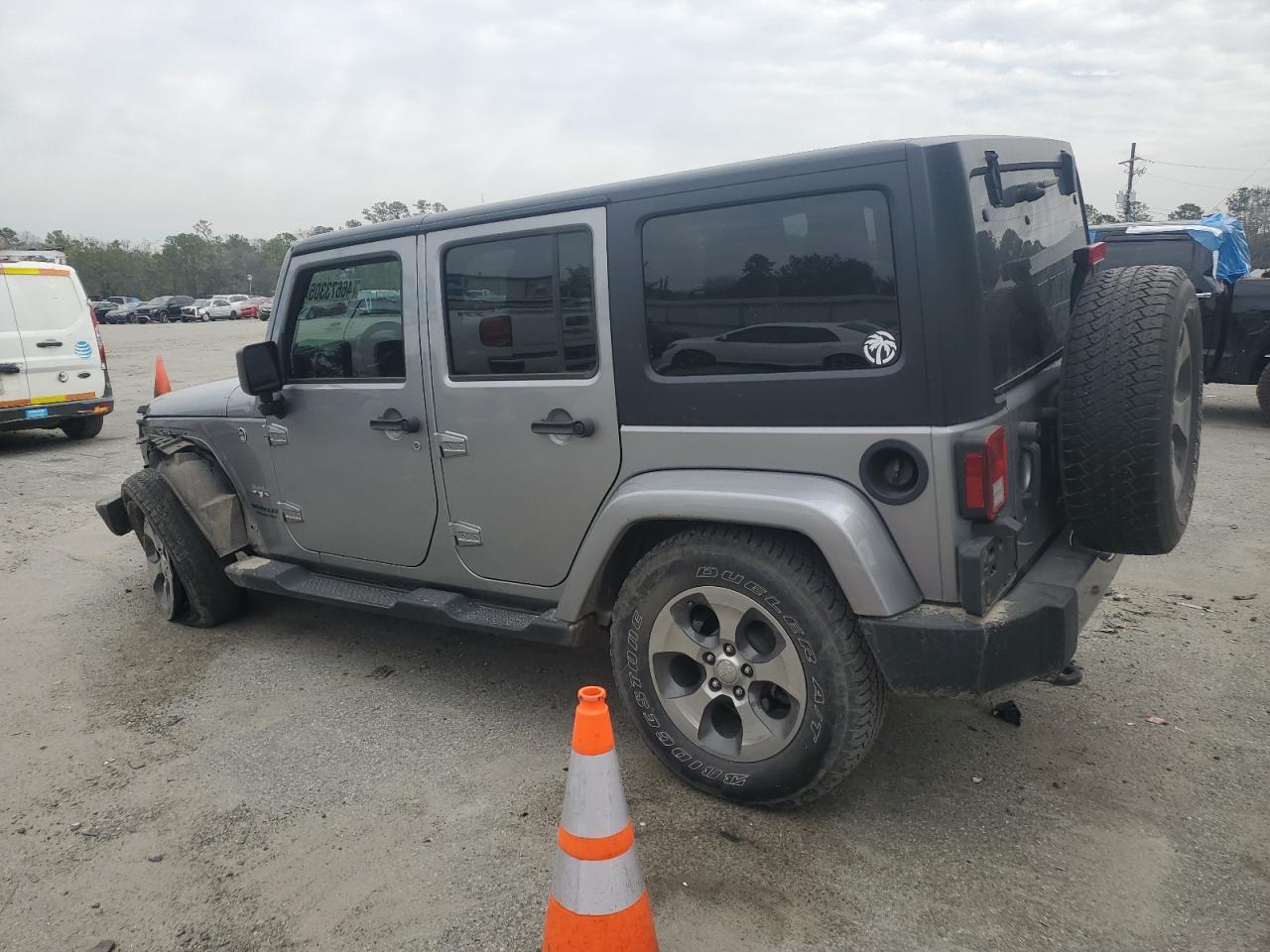 2017 JEEP WRANGLER U - Image 2