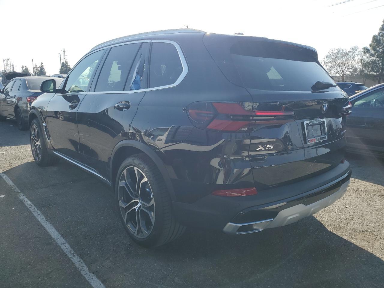 2025 BMW X5 SDRIVE - Фото 2
