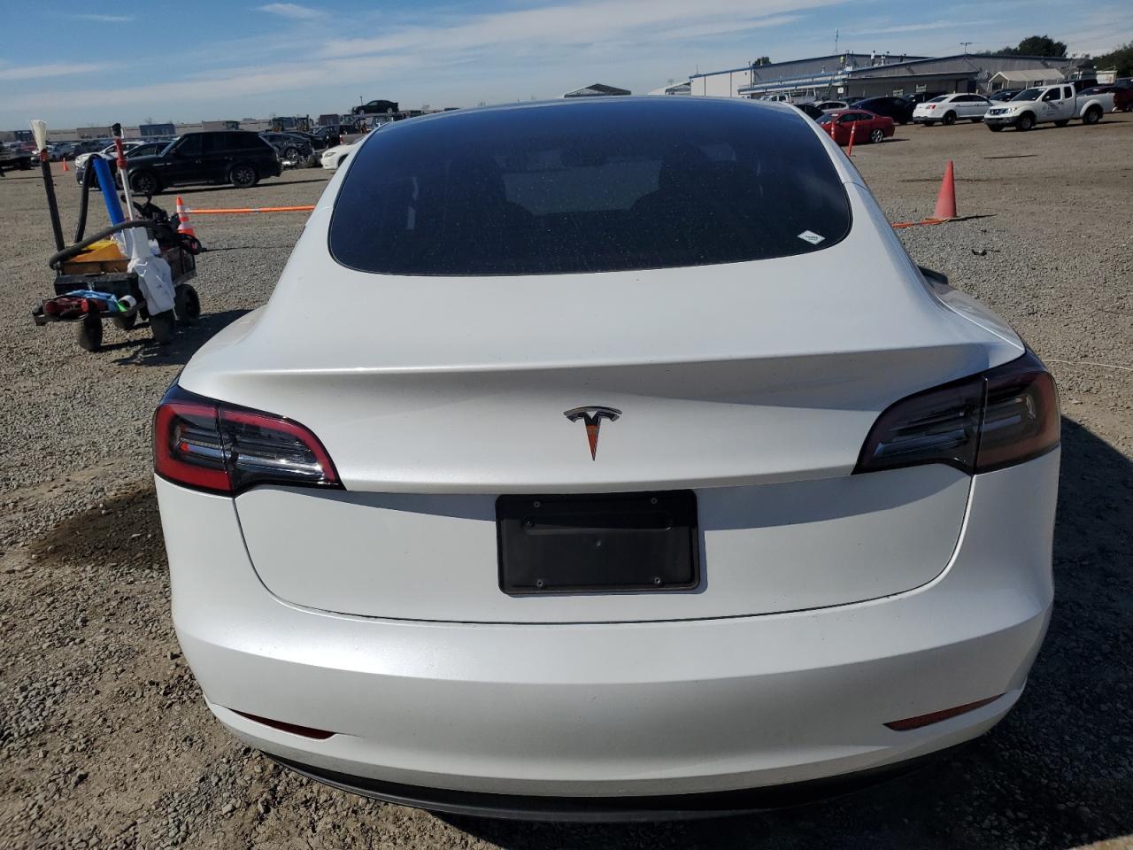 2023 TESLA MODEL 3 - Фото 6