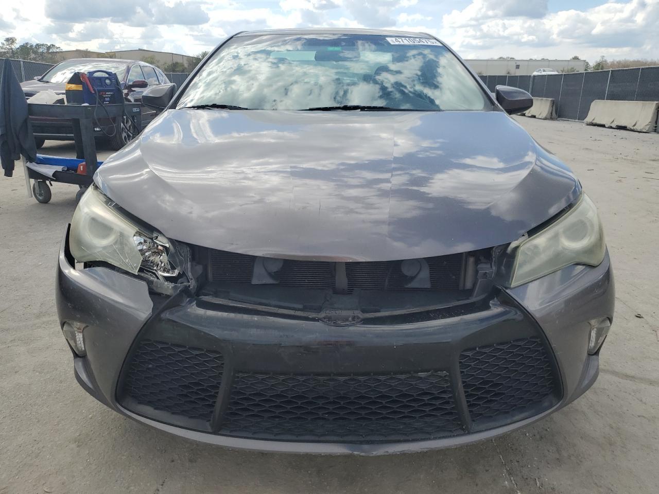 2015 TOYOTA CAMRY LE - Image 5