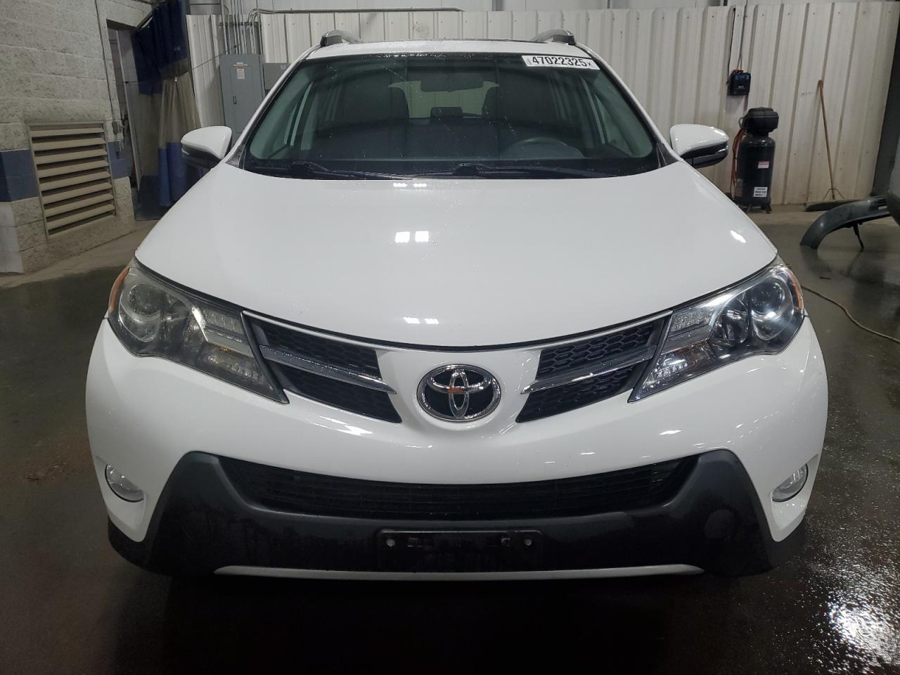 2015 TOYOTA RAV4 XLE - Фото 5