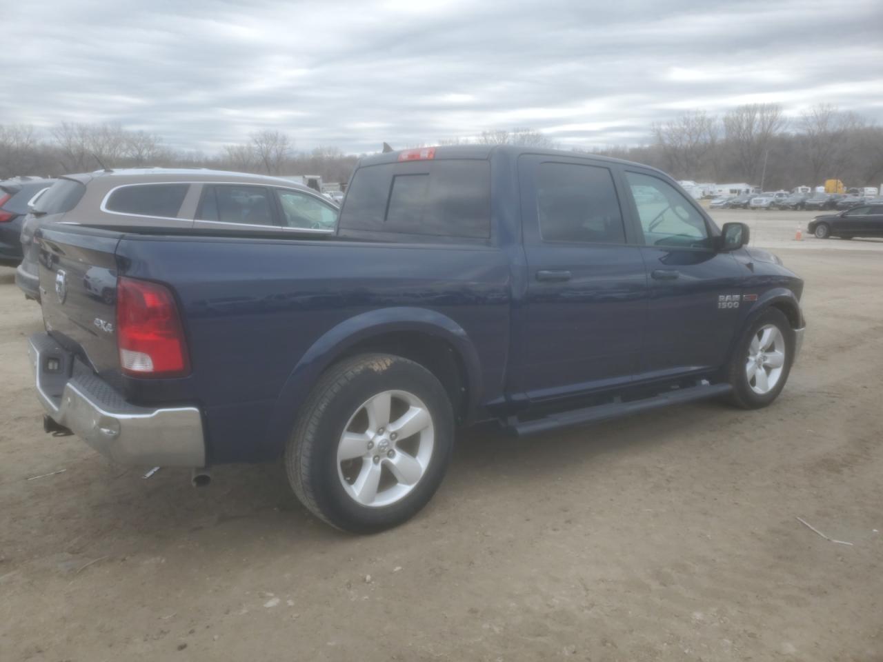 2015 RAM 1500 SLT - Image 3