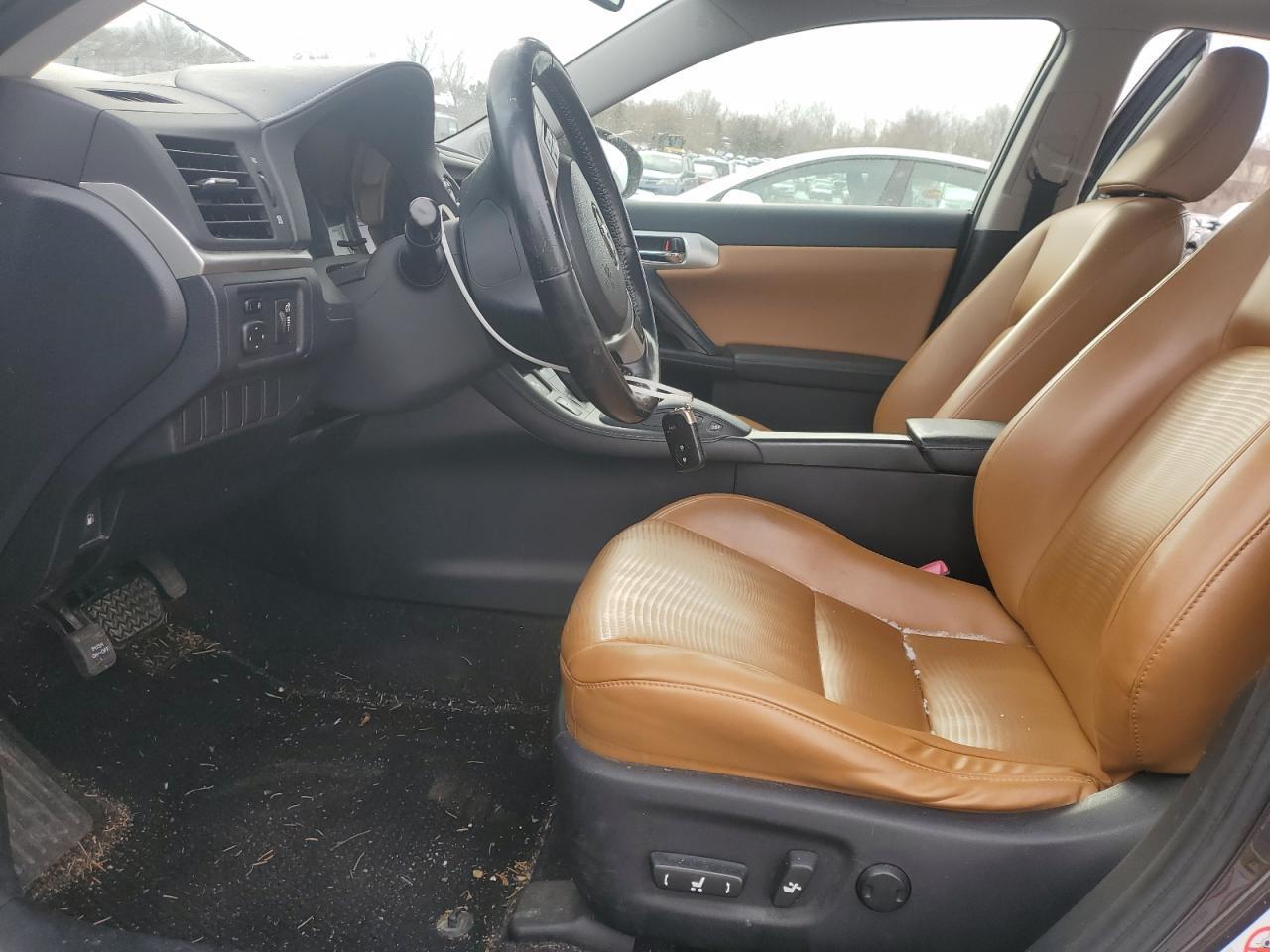 2011 LEXUS CT 200 - Фото 7