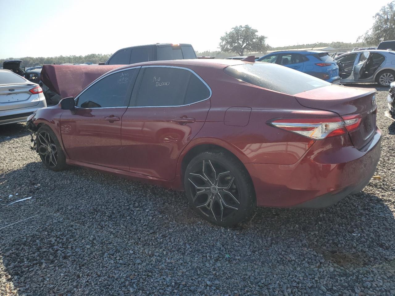 2020 TOYOTA CAMRY LE - Фото 2