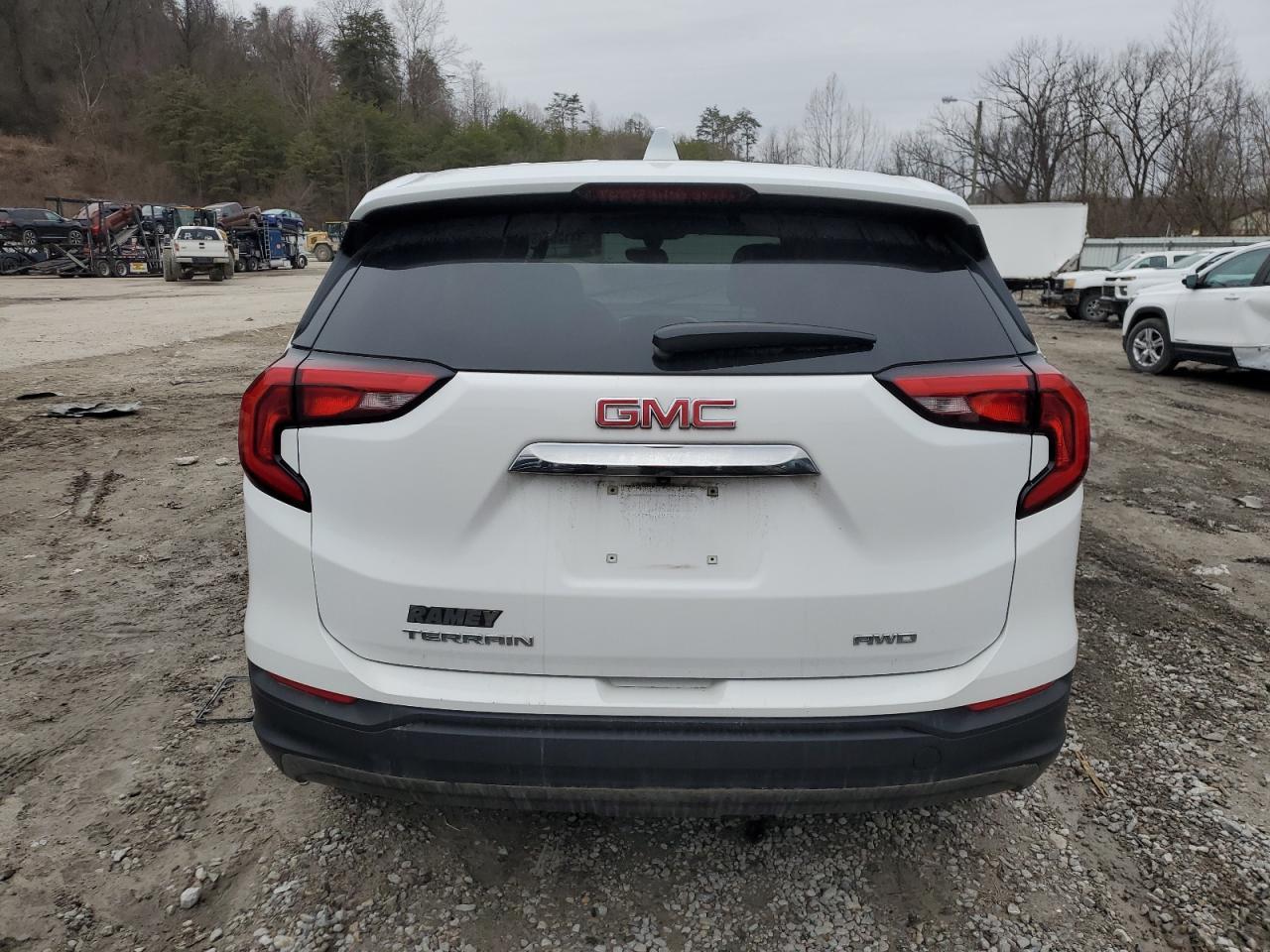2019 GMC TERRAIN SL - Фото 6