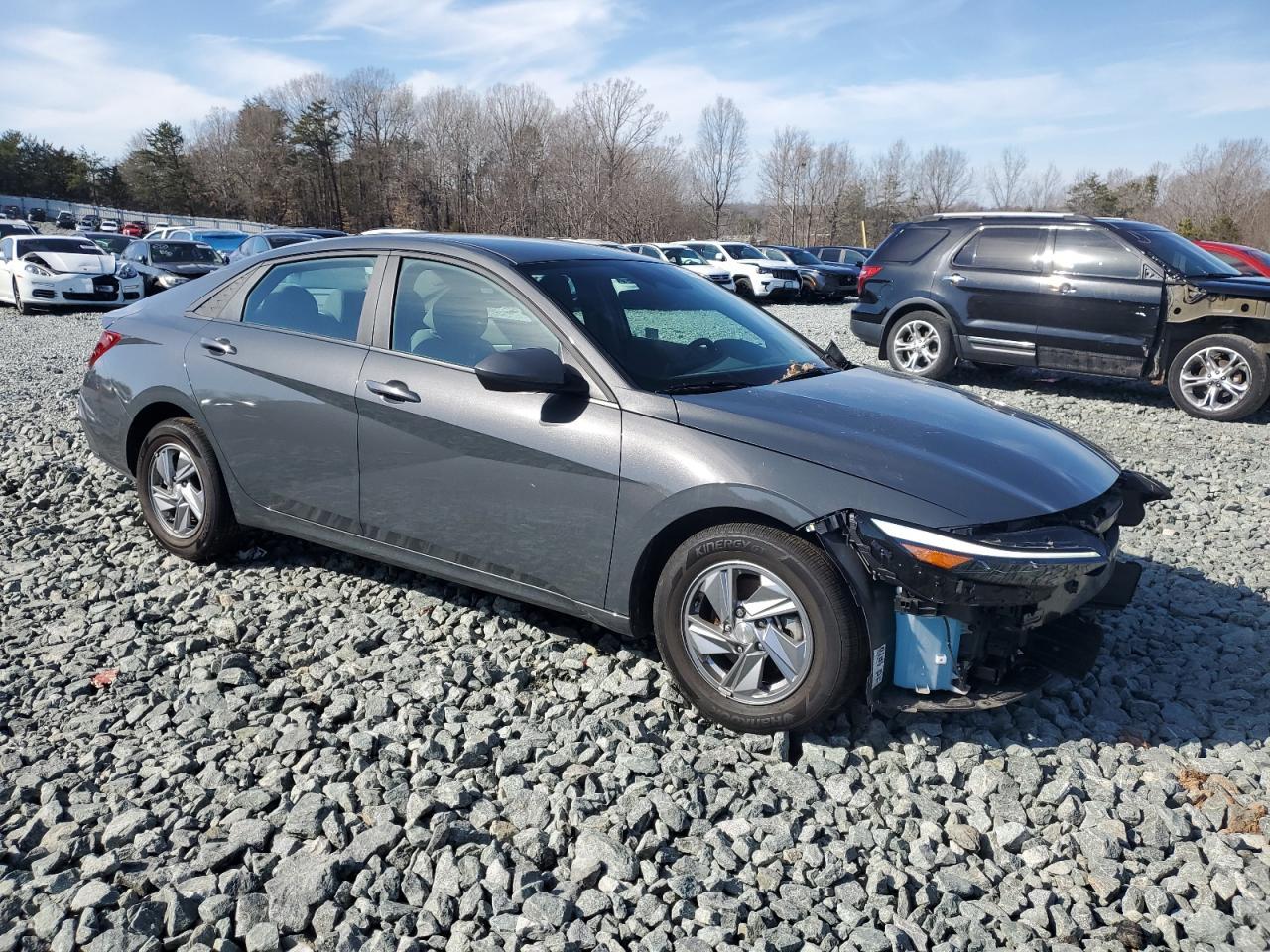 2024 HYUNDAI ELANTRA SE - Фото 4